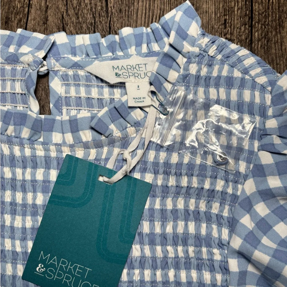 NWT Market & Spruce Light Blue & White Gingham Short Sleeve Smocked Blouse Small - Picture 7 of 12